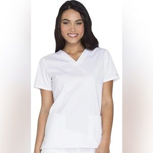 👚🩺Women’s scrub top Cherokee brand size L